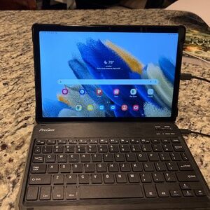 Samsung Galaxy A8 tablet with wireless keyboard and case